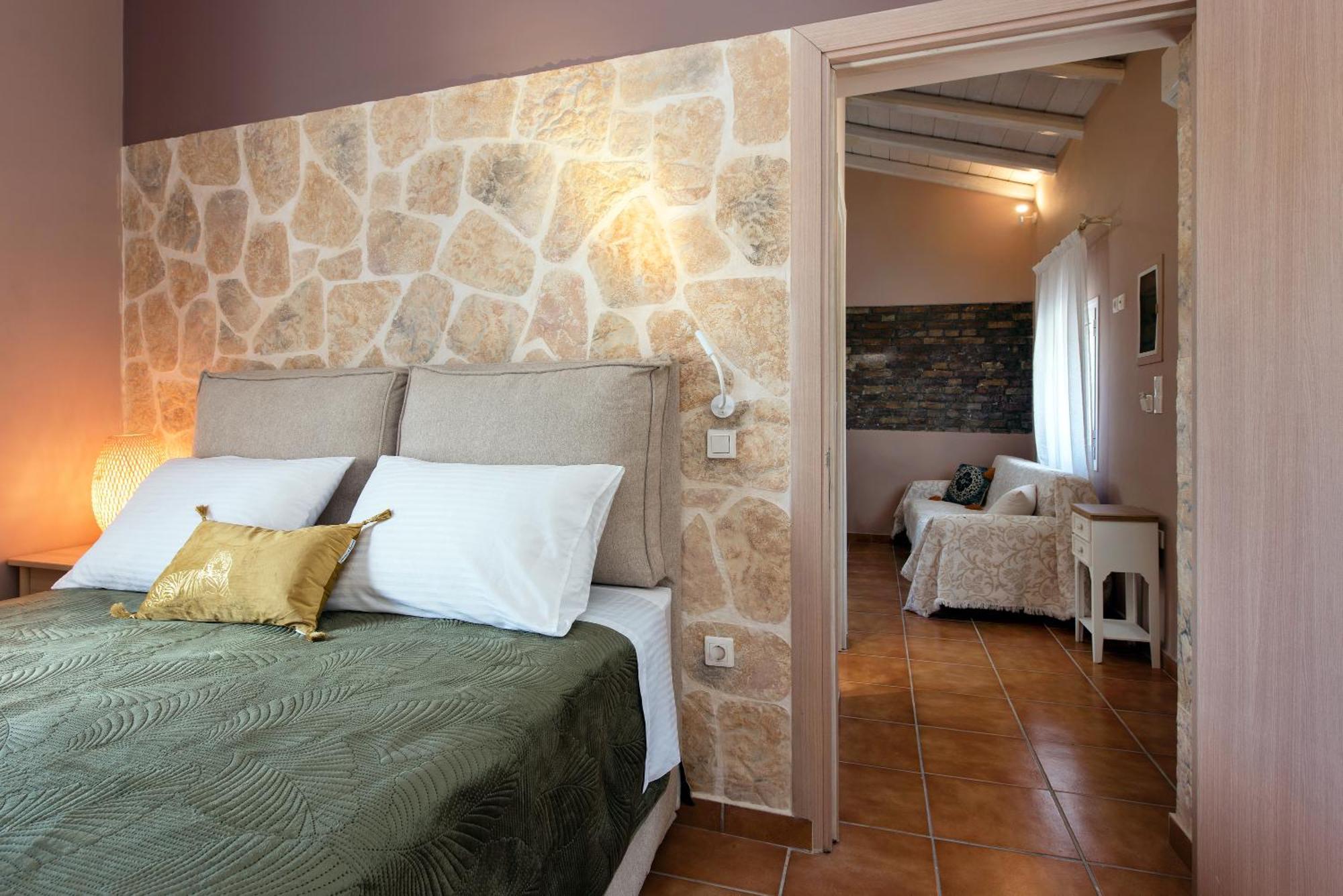 Nikas Guest House Kanálion エクステリア 写真